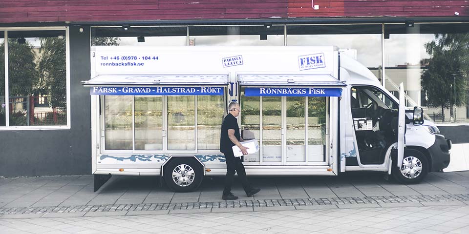 R&ouml;nnb&auml;cks fiskbil