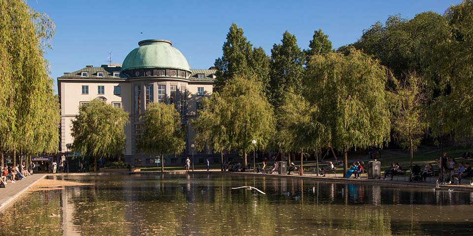 Stockholm School of Economics